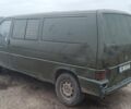 Синий Фольксваген Transporter, объемом двигателя 2.4 л и пробегом 392 тыс. км за 1600 $, фото 4 на Automoto.ua