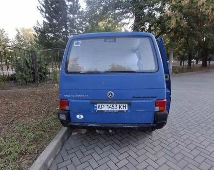 Синий Фольксваген Transporter, объемом двигателя 2.4 л и пробегом 395 тыс. км за 4000 $, фото 4 на Automoto.ua
