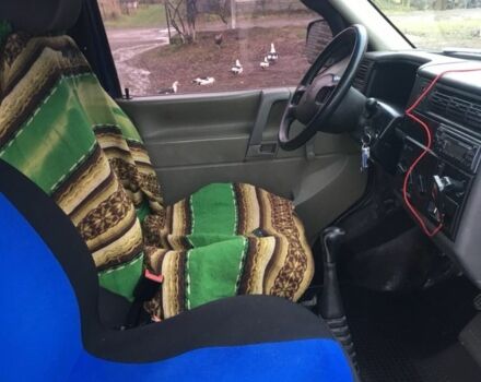 Синий Фольксваген Transporter, объемом двигателя 2.5 л и пробегом 1000 тыс. км за 5800 $, фото 8 на Automoto.ua