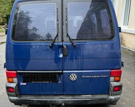 Синий Фольксваген Transporter, объемом двигателя 2 л и пробегом 400 тыс. км за 3200 $, фото 1 на Automoto.ua