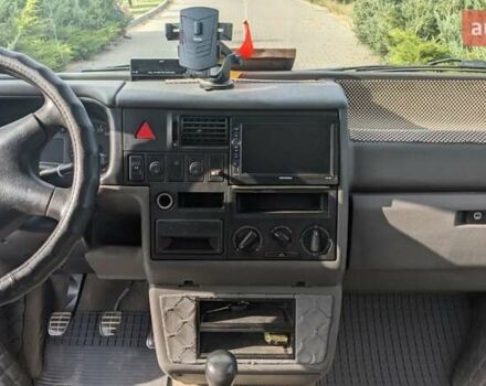 Синий Фольксваген Transporter, об'ємом двигуна 2.5 л та пробігом 436 тис. км за 8700 $, фото 9 на Automoto.ua