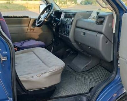 Синий Фольксваген Transporter, объемом двигателя 2.46 л и пробегом 473 тыс. км за 4800 $, фото 1 на Automoto.ua