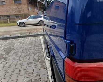 Синій Фольксваген Transporter, об'ємом двигуна 2.37 л та пробігом 358 тис. км за 5800 $, фото 6 на Automoto.ua