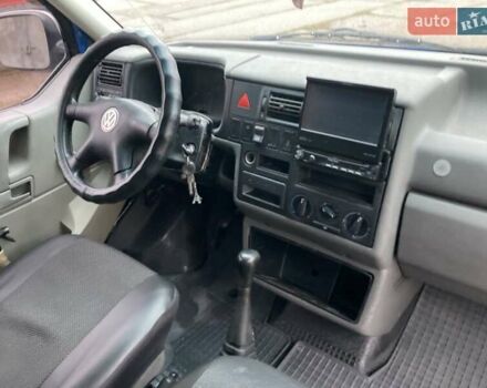 Синий Фольксваген Transporter, объемом двигателя 2.5 л и пробегом 453 тыс. км за 5950 $, фото 7 на Automoto.ua
