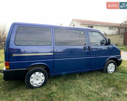 Синій Фольксваген Transporter, об'ємом двигуна 2.5 л та пробігом 290 тис. км за 5999 $, фото 33 на Automoto.ua