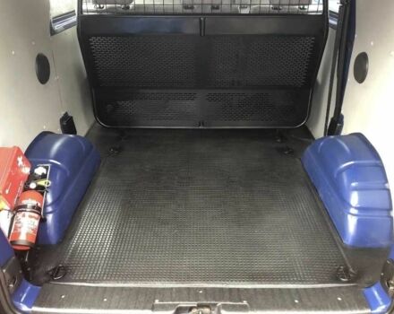 Синий Фольксваген Transporter, объемом двигателя 1.9 л и пробегом 268 тыс. км за 2300 $, фото 5 на Automoto.ua