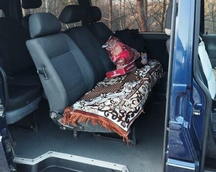 Синій Фольксваген Transporter, об'ємом двигуна 2.5 л та пробігом 368 тис. км за 7500 $, фото 2 на Automoto.ua