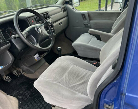 Синій Фольксваген Transporter, об'ємом двигуна 2.5 л та пробігом 450 тис. км за 7000 $, фото 10 на Automoto.ua