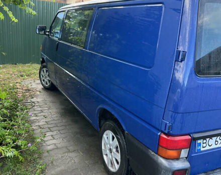 Синій Фольксваген Transporter, об'ємом двигуна 2.5 л та пробігом 450 тис. км за 7000 $, фото 4 на Automoto.ua