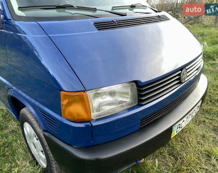Синій Фольксваген Transporter, об'ємом двигуна 2.5 л та пробігом 290 тис. км за 5999 $, фото 6 на Automoto.ua