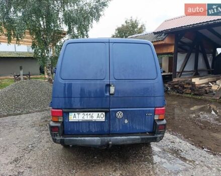 Синий Фольксваген Transporter, объемом двигателя 2.5 л и пробегом 353 тыс. км за 4850 $, фото 3 на Automoto.ua