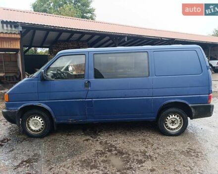 Синий Фольксваген Transporter, объемом двигателя 2.5 л и пробегом 353 тыс. км за 4850 $, фото 7 на Automoto.ua