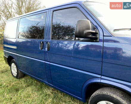 Синій Фольксваген Transporter, об'ємом двигуна 2.5 л та пробігом 290 тис. км за 5999 $, фото 3 на Automoto.ua