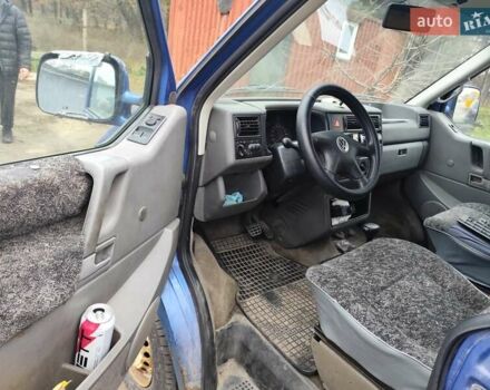 Синий Фольксваген Transporter, объемом двигателя 2.5 л и пробегом 380 тыс. км за 4500 $, фото 12 на Automoto.ua