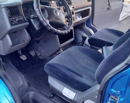 Синий Фольксваген Transporter, объемом двигателя 2.5 л и пробегом 535 тыс. км за 8700 $, фото 10 на Automoto.ua