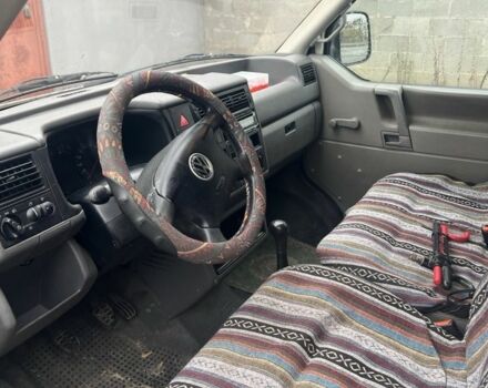 Синий Фольксваген Transporter, объемом двигателя 2.5 л и пробегом 381 тыс. км за 3369 $, фото 3 на Automoto.ua