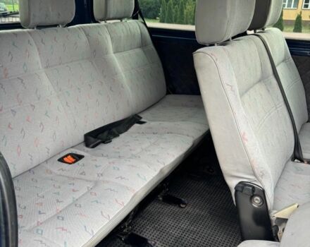 Синий Фольксваген Transporter, объемом двигателя 2.5 л и пробегом 246 тыс. км за 2900 $, фото 6 на Automoto.ua