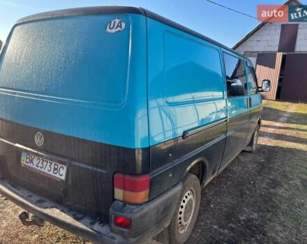 Синий Фольксваген Transporter, объемом двигателя 2.46 л и пробегом 380 тыс. км за 5600 $, фото 1 на Automoto.ua