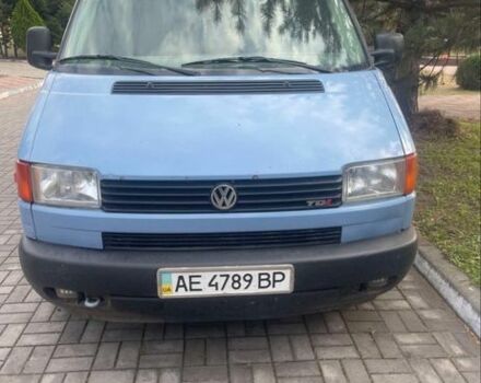 Синій Фольксваген Transporter, об'ємом двигуна 2.5 л та пробігом 300 тис. км за 4632 $, фото 4 на Automoto.ua