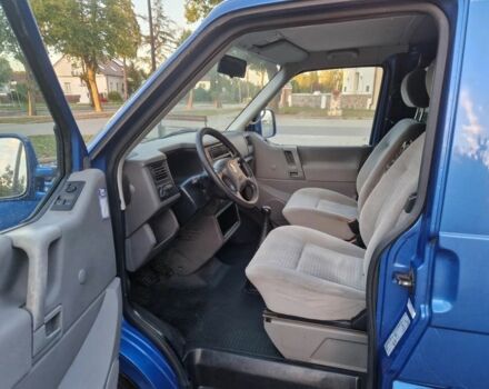 Синий Фольксваген Transporter, объемом двигателя 0 л и пробегом 302 тыс. км за 2600 $, фото 6 на Automoto.ua