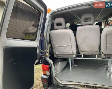 Синий Фольксваген Transporter, объемом двигателя 2.5 л и пробегом 343 тыс. км за 6500 $, фото 5 на Automoto.ua