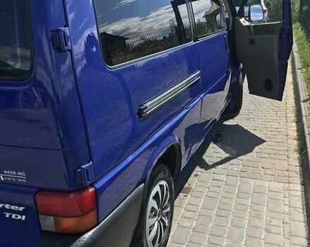 Синій Фольксваген Transporter, об'ємом двигуна 2.5 л та пробігом 30 тис. км за 7099 $, фото 15 на Automoto.ua