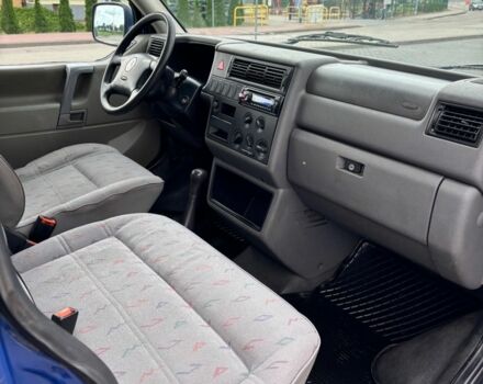 Синий Фольксваген Transporter, объемом двигателя 1.9 л и пробегом 280 тыс. км за 2850 $, фото 6 на Automoto.ua