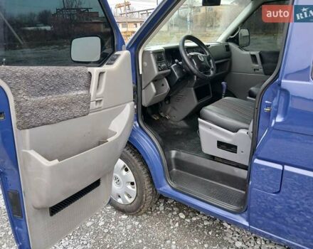 Синий Фольксваген Transporter, объемом двигателя 2.5 л и пробегом 345 тыс. км за 7999 $, фото 28 на Automoto.ua