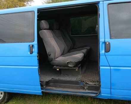 Синий Фольксваген Transporter, объемом двигателя 2.5 л и пробегом 399 тыс. км за 6185 $, фото 3 на Automoto.ua