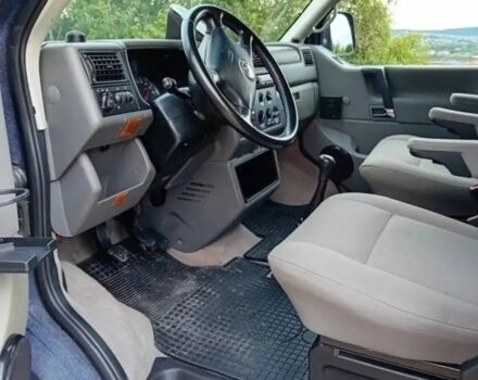 Синий Фольксваген Transporter, объемом двигателя 1.9 л и пробегом 315 тыс. км за 2800 $, фото 4 на Automoto.ua