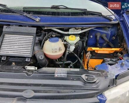 Синий Фольксваген Transporter, объемом двигателя 2.5 л и пробегом 345 тыс. км за 7999 $, фото 22 на Automoto.ua