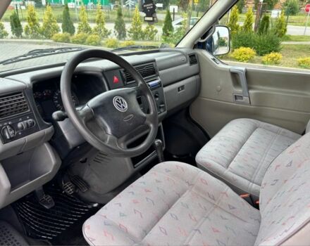 Синий Фольксваген Transporter, объемом двигателя 1.9 л и пробегом 280 тыс. км за 2850 $, фото 5 на Automoto.ua