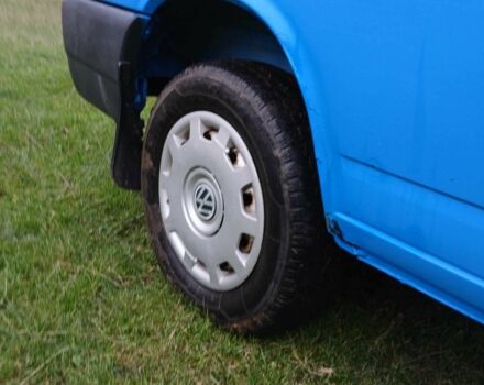 Синий Фольксваген Transporter, объемом двигателя 2.5 л и пробегом 399 тыс. км за 6185 $, фото 6 на Automoto.ua