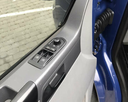 Синій Фольксваген Transporter, об'ємом двигуна 1.98 л та пробігом 412 тис. км за 10900 $, фото 17 на Automoto.ua