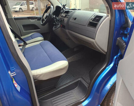 Синий Фольксваген Transporter, объемом двигателя 2.5 л и пробегом 285 тыс. км за 8500 $, фото 32 на Automoto.ua