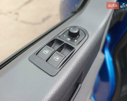 Синий Фольксваген Transporter, объемом двигателя 2.5 л и пробегом 285 тыс. км за 8500 $, фото 29 на Automoto.ua