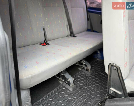 Синий Фольксваген Transporter, объемом двигателя 1.9 л и пробегом 400 тыс. км за 8800 $, фото 63 на Automoto.ua