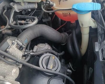 Синий Фольксваген Transporter, объемом двигателя 1.9 л и пробегом 320 тыс. км за 7900 $, фото 9 на Automoto.ua