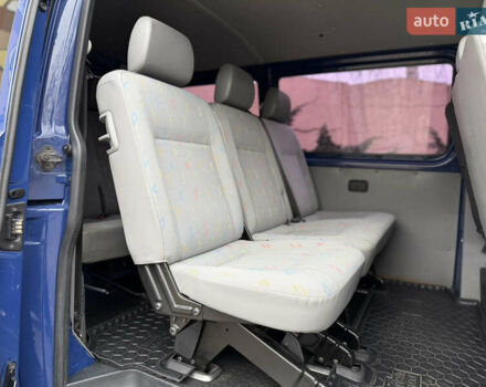 Синий Фольксваген Transporter, объемом двигателя 1.9 л и пробегом 400 тыс. км за 8800 $, фото 62 на Automoto.ua