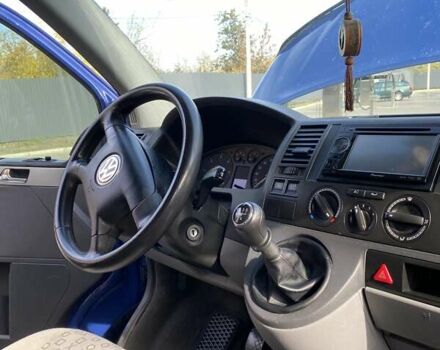 Синий Фольксваген Transporter, объемом двигателя 1.9 л и пробегом 510 тыс. км за 9000 $, фото 5 на Automoto.ua