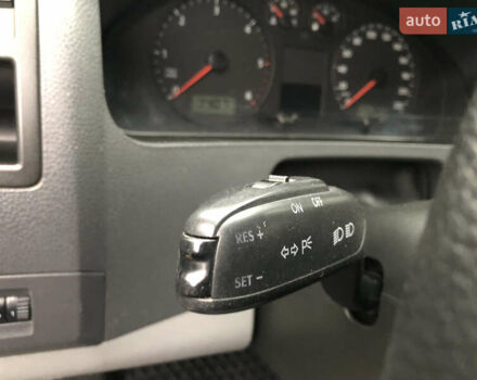 Синий Фольксваген Transporter, объемом двигателя 2.5 л и пробегом 327 тыс. км за 9900 $, фото 24 на Automoto.ua