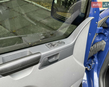 Синий Фольксваген Transporter, объемом двигателя 2.5 л и пробегом 263 тыс. км за 10500 $, фото 24 на Automoto.ua