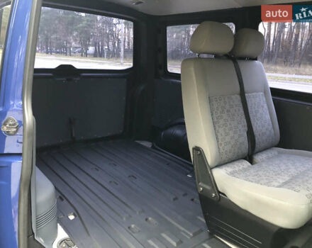 Синий Фольксваген Transporter, объемом двигателя 2.5 л и пробегом 327 тыс. км за 9900 $, фото 12 на Automoto.ua