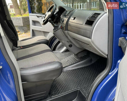 Синий Фольксваген Transporter, объемом двигателя 2.5 л и пробегом 263 тыс. км за 10500 $, фото 41 на Automoto.ua