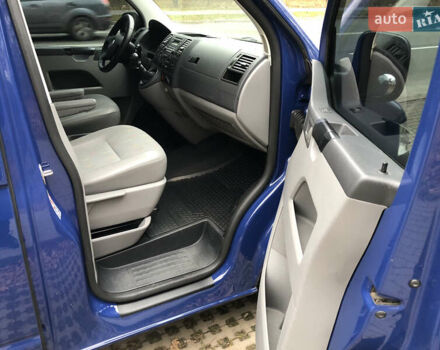 Синий Фольксваген Transporter, объемом двигателя 2.5 л и пробегом 327 тыс. км за 9900 $, фото 8 на Automoto.ua