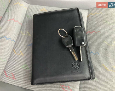 Синий Фольксваген Transporter, объемом двигателя 2.5 л и пробегом 327 тыс. км за 9900 $, фото 47 на Automoto.ua