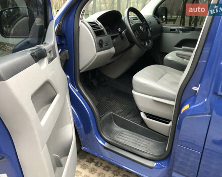 Синий Фольксваген Transporter, объемом двигателя 2.5 л и пробегом 327 тыс. км за 9900 $, фото 7 на Automoto.ua
