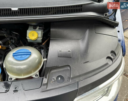 Синий Фольксваген Transporter, объемом двигателя 2.5 л и пробегом 263 тыс. км за 10500 $, фото 66 на Automoto.ua