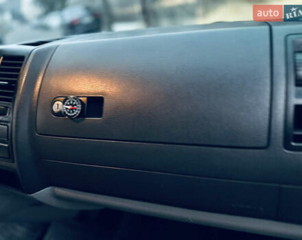 Синій Фольксваген Transporter, об'ємом двигуна 2 л та пробігом 295 тис. км за 11900 $, фото 19 на Automoto.ua