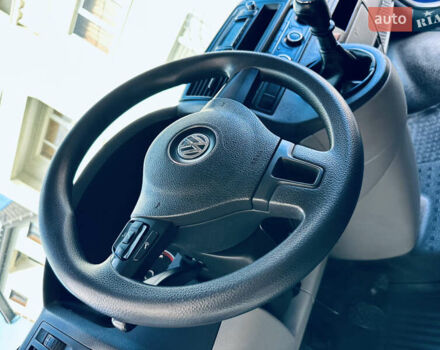 Синий Фольксваген Transporter, объемом двигателя 2 л и пробегом 297 тыс. км за 11700 $, фото 29 на Automoto.ua